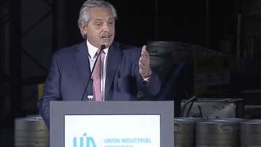 Fernández indicó que su Gobierno fue "capaz de capear el temporal" de la pandemia.