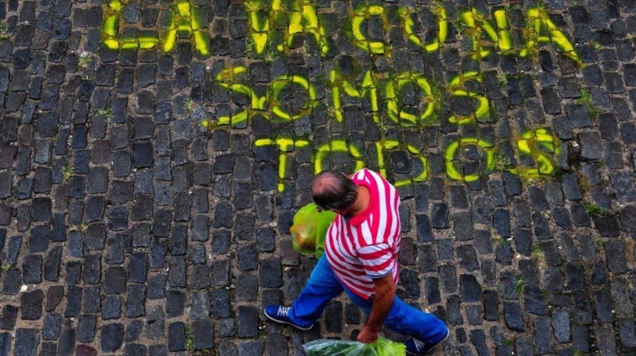 La pandemia azota en América Latina, nuevamente, por lo que hay que extremar cuidados. Foto: archivo.-