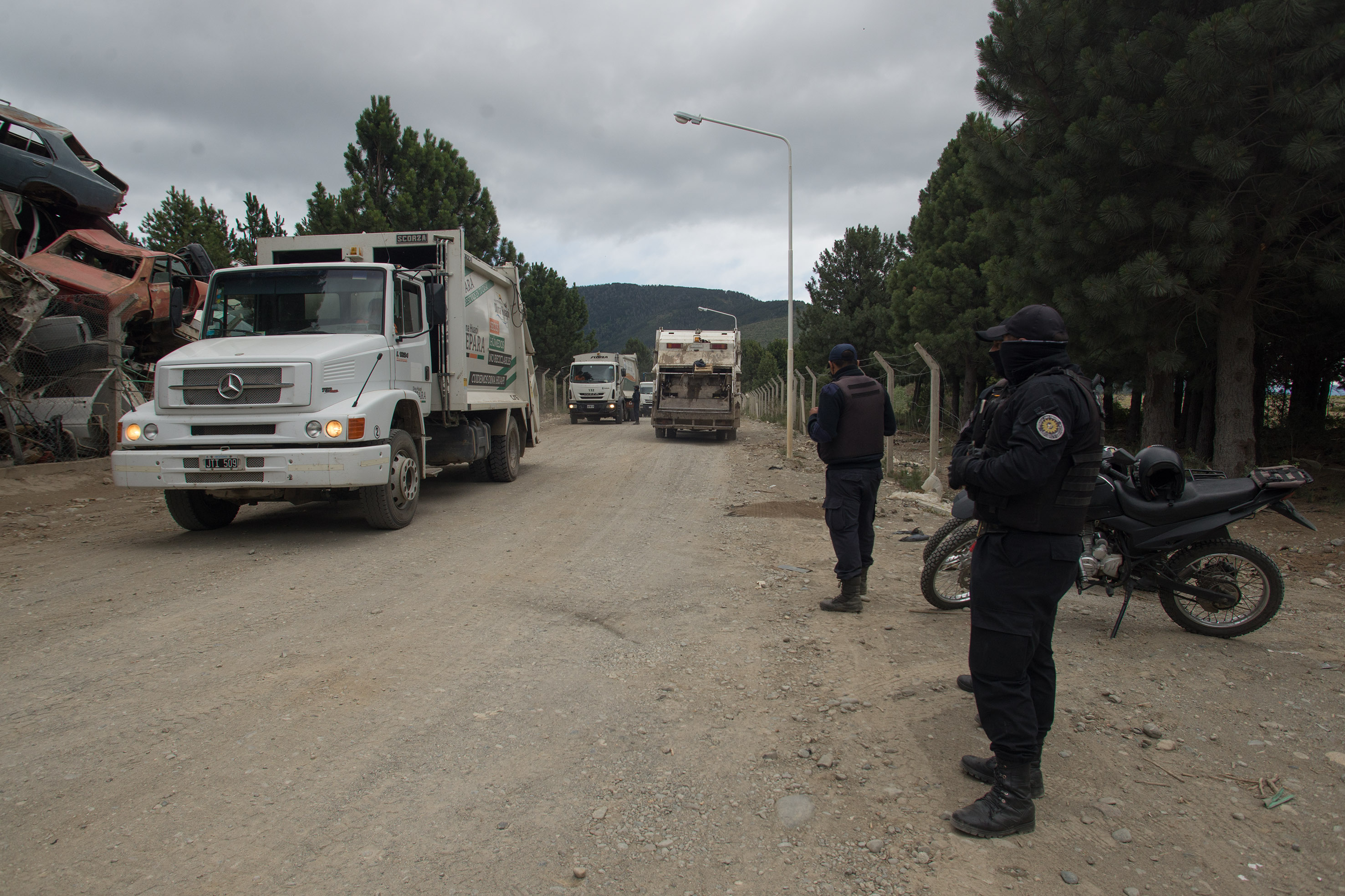 La autopsia estableció que Daniel Cartez Jara murió por las graves fracturas provocadas por el sistema que tienen los camiones recolectores para compacta la basura. (Foto Marcelo Martínez)