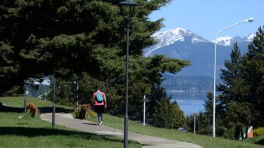 Desde finales de marzo hasta la fecha, 7.022 personas contrajeron la COVID-19 en Bariloche. (foto archivo)
