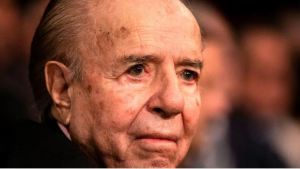 Se agravó la salud de Menem y está en coma inducido