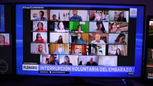 Aborto: García Larraburu, que había votado en contra, ahora firmó a favor