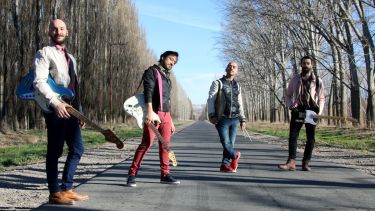 El Grupo de Rock de Fundación Cultural Patagonia recorrerá grandes clásicos del rock nacional e internacional en el Playón Municipal de Valcheta.