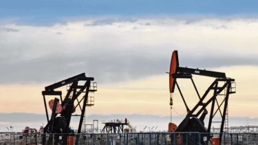 Las provincias buscan incentivar a los productores a que eleven el nivel de producción en la Cuenca Neuquina. (Foto: archivo)