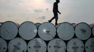 El petróleo vuelve a acercarse a los US$100 por el conflicto en Medio Oriente