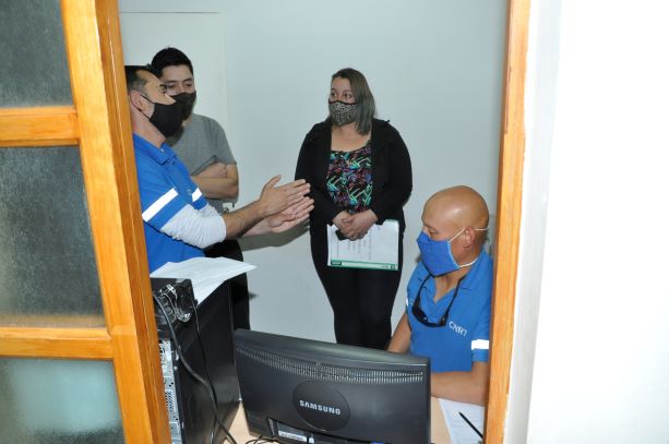 Técnicos de la CNRT capacitaron al personal del municipio de Jacobacci. Foto: José Mellado. 