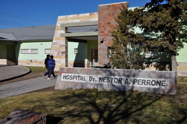 El hospital realiza testeos rápidos desde el viernes, con un alto porcentaje de positividad. Foto: José Mellado.