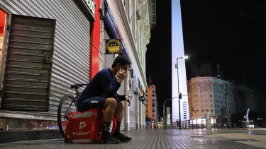 El empleo informal es una de las maneras de trabajo más explotadas en el último año.-