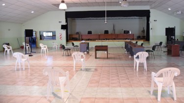 Sala de audiencias del TOF durante pandemia (foto Florencia Salto)
