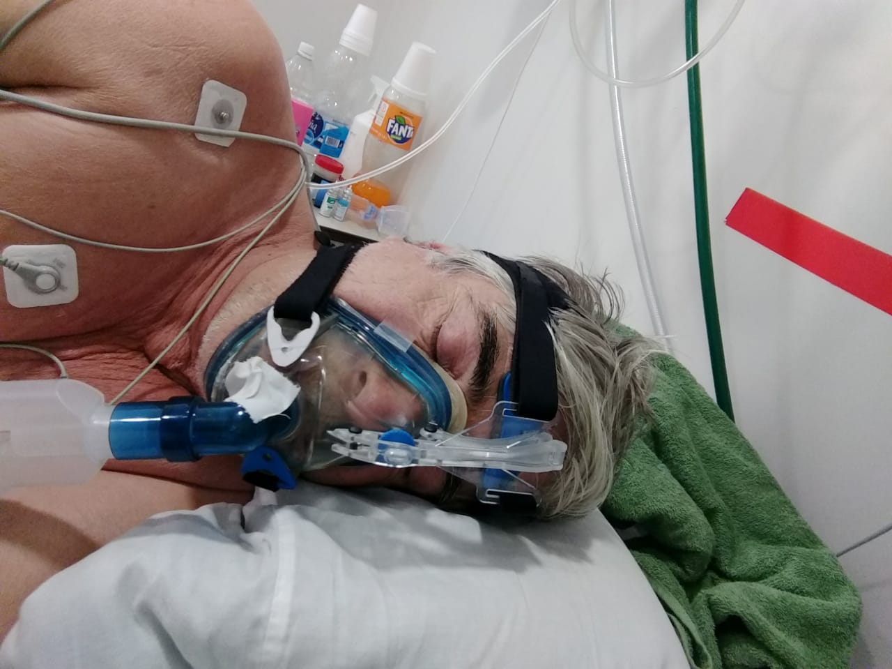 Domínguez requirió oxígeno durante su internación.  Foto:  Gentileza