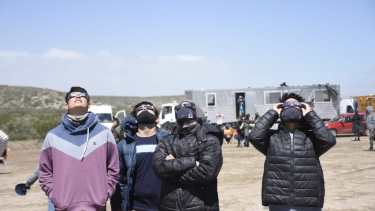 Por el eclipse solar se movieron más de 10.000 personas en todo Neuquén