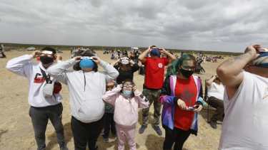 Valcheta disfrutó del eclipse solar