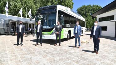 El colectivo utiliza GNC como combustible y es de la empresa Pehuenche. (Foto: gentileza)