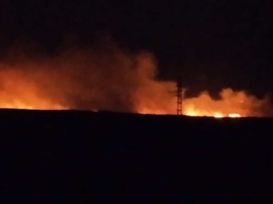 Tres rayos originaron el incendio en cercanías de Loncopué. Foto: Gentileza