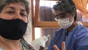 La terapista de Neuquén que se vacunó y explica por qué hay médicos que dudaron