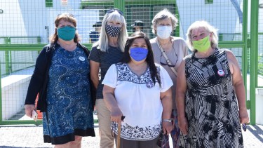 Mujeres referentes de la APDH en la primera audiencia realizada la semana pasada.  (Florencia Salto) 