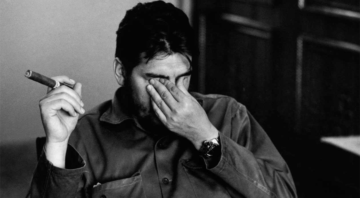 "Che, memorias de un año secreto", un documental que indaga en la desaparición pública de Ernesto Guevara cuando estuvo escondido en Praga.