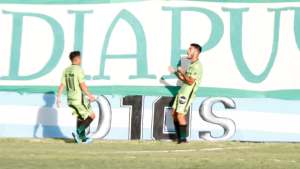 Cipo y un gol maradoniano para volver al ruedo