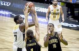 Comunicaciones sumó su cuarta victoria en fila en la LNB