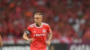 Argentinos podría sumar a D´Alessandro su el técnico lo aprueba