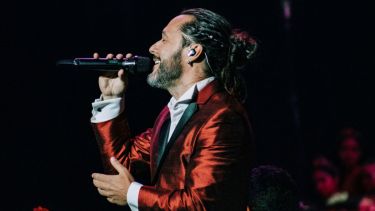 Diego Torres invitó al publico a participar de la ultima fecha de la Fiesta de la Confluencia 2023.
 