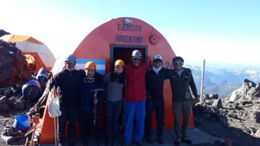 Por los protocolos, se permite el pernocte en el volcán Lanín, al 50% de su capacidad. Foto: Gentileza Parque Nacional Lanín.