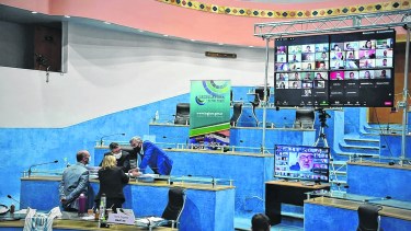 Los jefes de bancadas durante la sesión del pasado viernes. Foto: gentileza.
