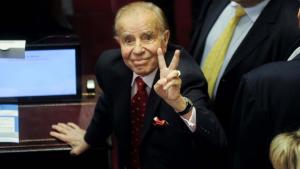 Familiares de Menem aseguraron que sigue estable