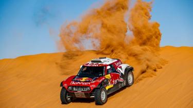 Arabia Saudita cerró sus fronteras y encendió la alarma en el Dakar