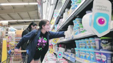 La variación en los costos se hace sentir en los bolsillos, sobre todo este fin de año. Foto: Reuters.-