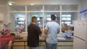 Dos muertos y 163 nuevos contagiados de coronavirus en Río Negro