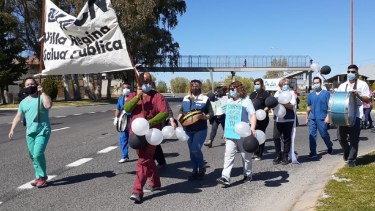 Concejales de Regina respaldaron pedido para declarar insalubre la tarea de salud. (Foto Néstor Salas)