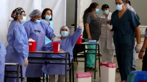 Así se vacuna contra el covid en Viedma, en fotos