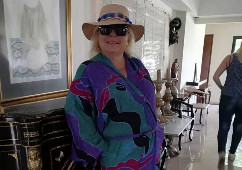 By Lilitas»: Carrió se lanza al diseño de indumentaria con su propia marca
