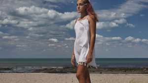 Morella, la chica que inspiró el nombre de una playa agreste y hermosa al sur de Las Grutas