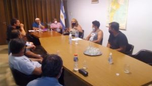 Cruces verbales y renuncia del presidente de la Liga Confluencia