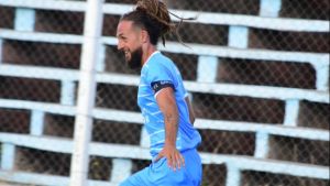 Panei, capitán y goleador de Alianza de Cutral Co