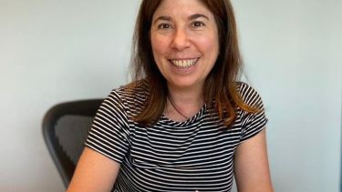 O'Donell ya firmó el contrato para participar de la competencia, en un perfil desconocido de su carrera. Foto: Telefé.-