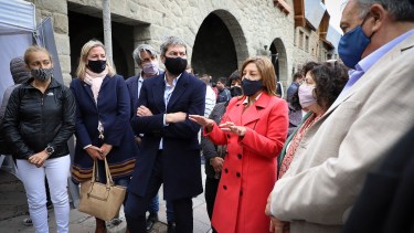 La gobernadora Arabela Carreras recibió el jueves a funcionarios del Gobierno nacional. Foto: gentileza