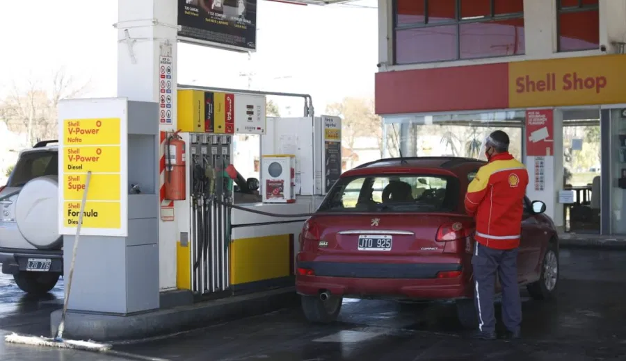 Los anteriores incrementos de combustibles en 2022 fueron en febrero y marzo. (Foto: archivo)