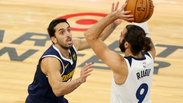 De a poco, Facundo se va ganando minutos en la NBA. (Foto: AP)
