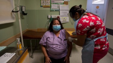 En Bariloche la población objetivo de salud para recibir la vacuna era de 2.556 personas. Archivo