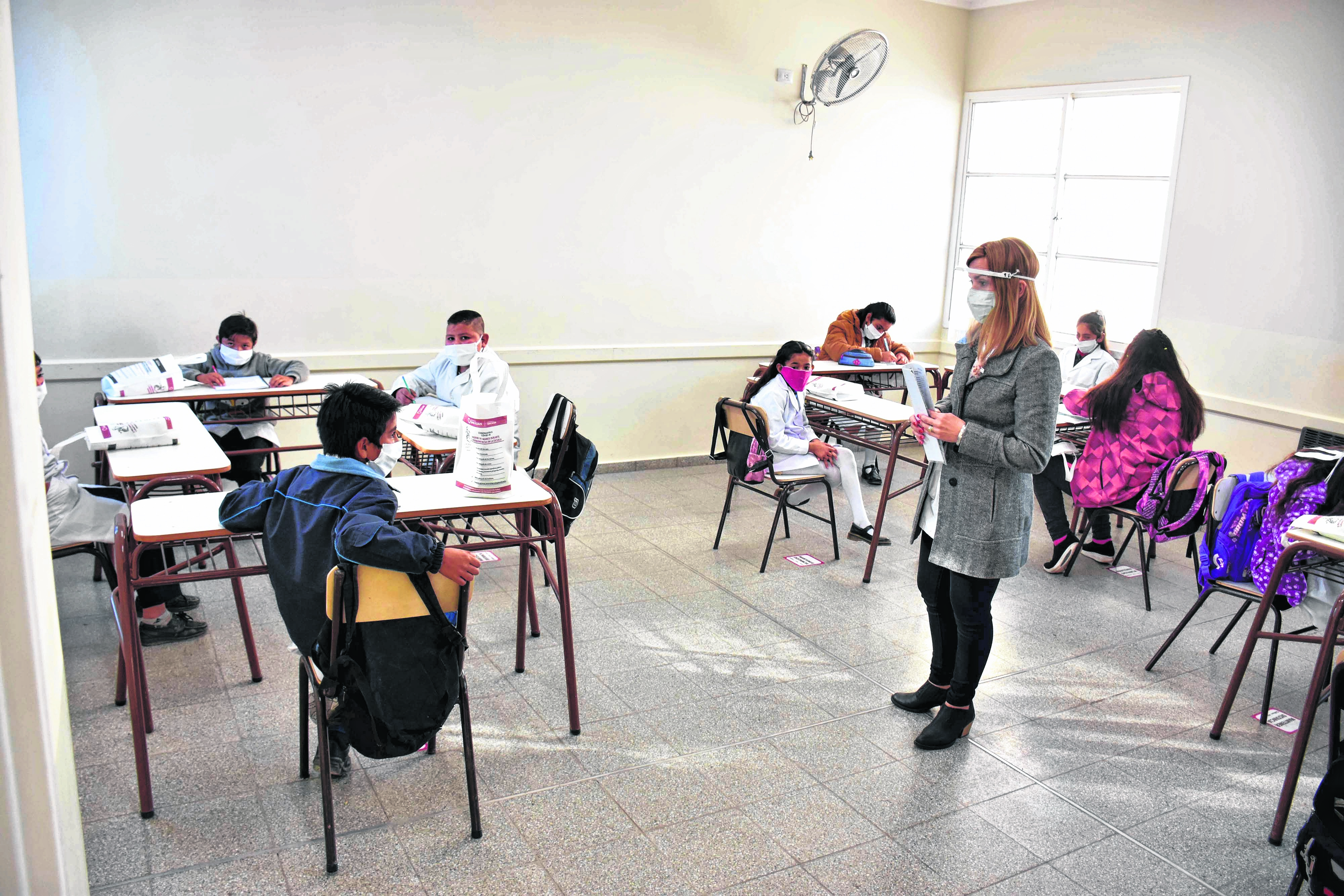 San Juan: Alumnos de todos los niveles regresan a las aulas, con estrictos protocolos sanitarios, en el marco de la pandemia Covid-19. Foto: Ruben Paratore/Télam/cgl 10082020