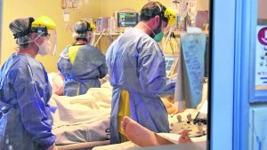 Neuquén y Río Negro en zona roja: primeras en ocupación de camas UTI