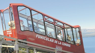El Teleférico Cerro Otto reabre para vivir a pleno la temporada de verano en Bariloche. Archivo