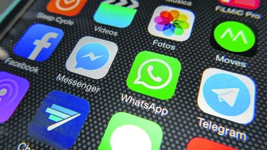 Como suele suceder cada vez que hay actualización de términos y condiciones, muchos usuarios están dudando de si continuar o no con el servicio.