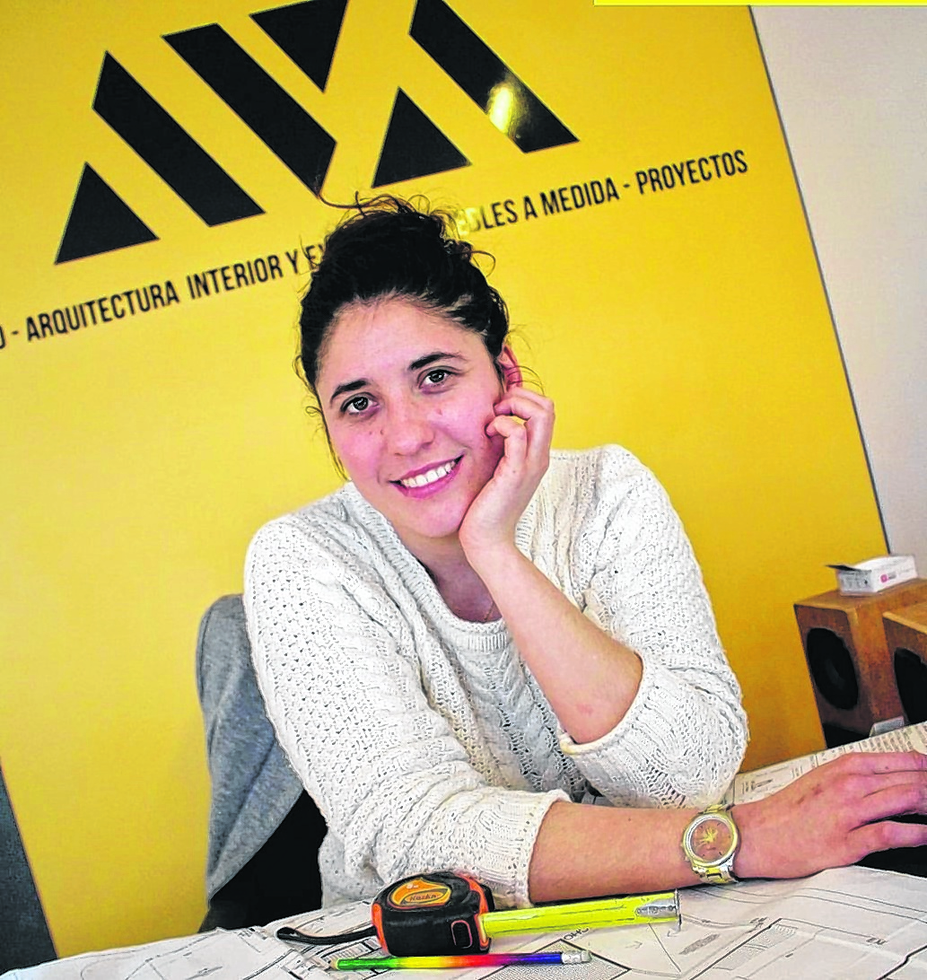 Antonella Vázquez desarrolla su proyecto en Roca.