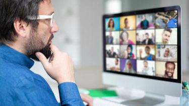 Los software de videollamadas fueron una de las primeras medidas que las empresas tomaron ante el panorama que se avecinaba allá por marzo.