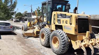 Se realiza el mantenimiento de las calles de ripio. Foto Gentileza