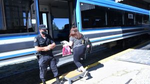 Las paradas intermedias del tren entre Neuquén y Plottier ya comenzaron